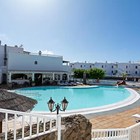 Palmeras Terrace Apt - Pool - Next To Beach アパート コスタ・テギセ